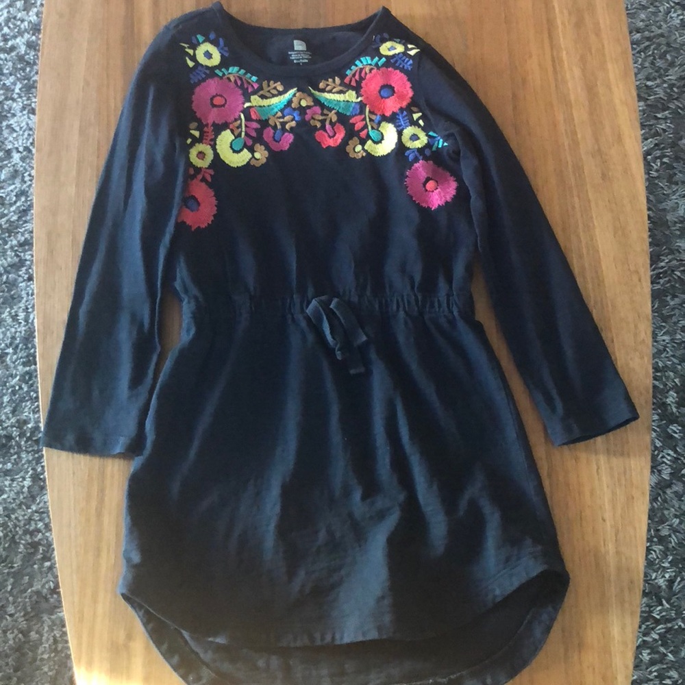 Tea navy blue dress with floral and embroidery